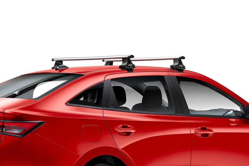 En el kit de accesorios Adventure encuentras las barras de techo para tu auto tipo sedán Chevrolet Aveo 2025
