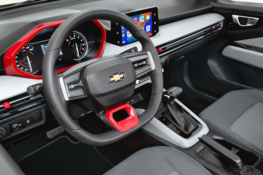Set de molduras interiores del kit Appearance de accesorios originales para tu auto tipo sedán Chevrolet Aveo 2025