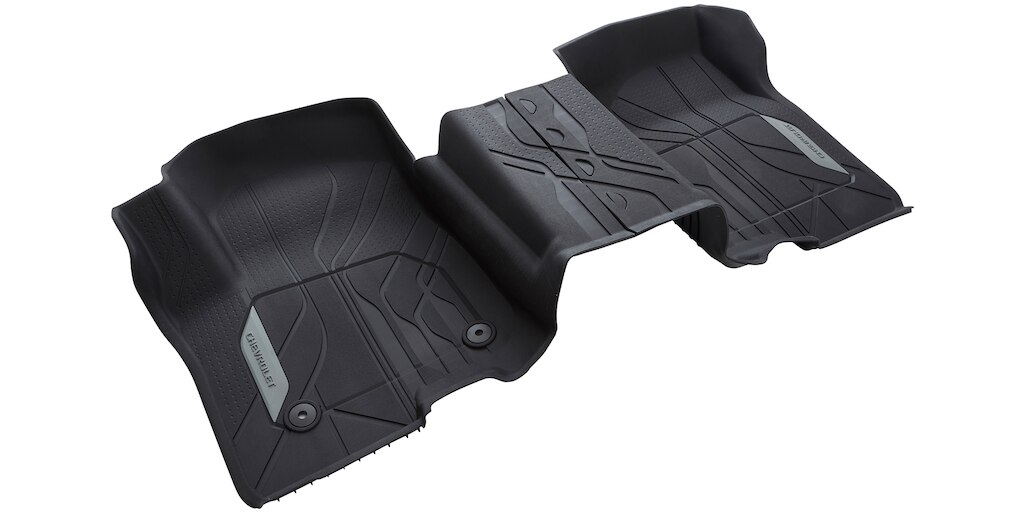 Tapetes delanteros ed vinil rígidocolor negro para Chevrolet Silverado Turbo 2024
