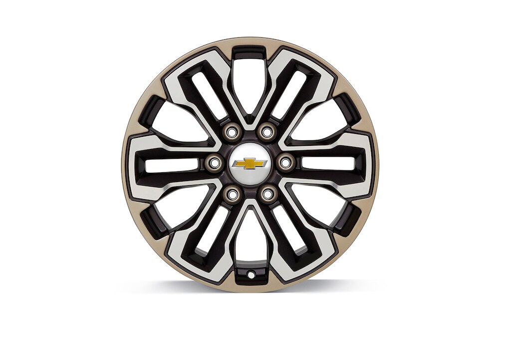 Rin de aluminio de 18 pulgadas color grafito satinado con detalles en color oro para Chevrolet Cheyenne ZR2 BISON 2025, camioneta pickup
